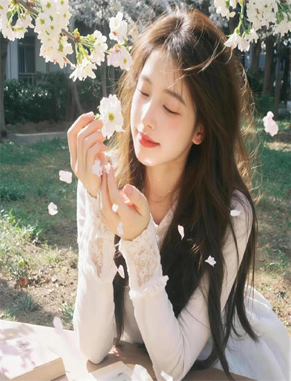 啦啦啦在線觀看播放視頻_女人自述JJ進入的感受